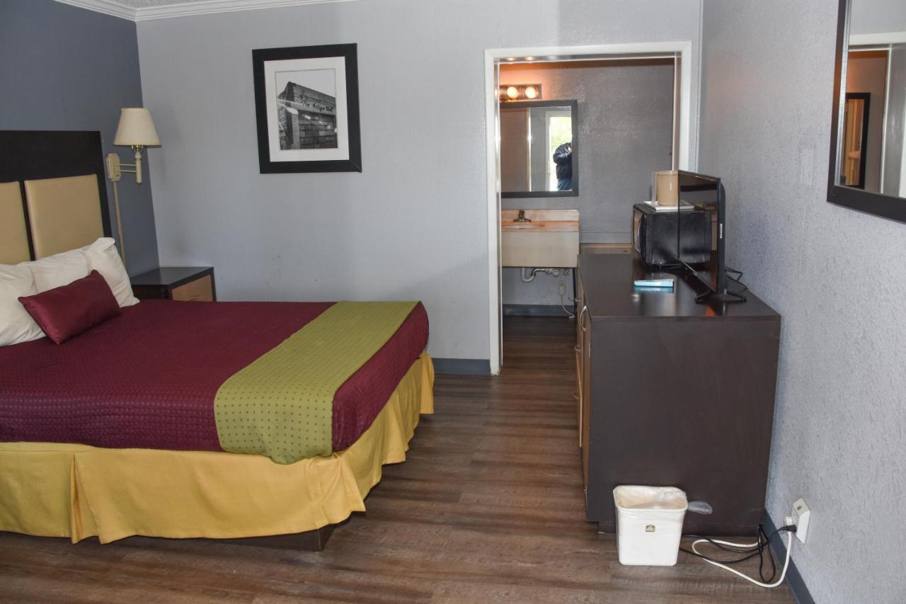 Lake Marion Inn Santee ภายนอก รูปภาพ